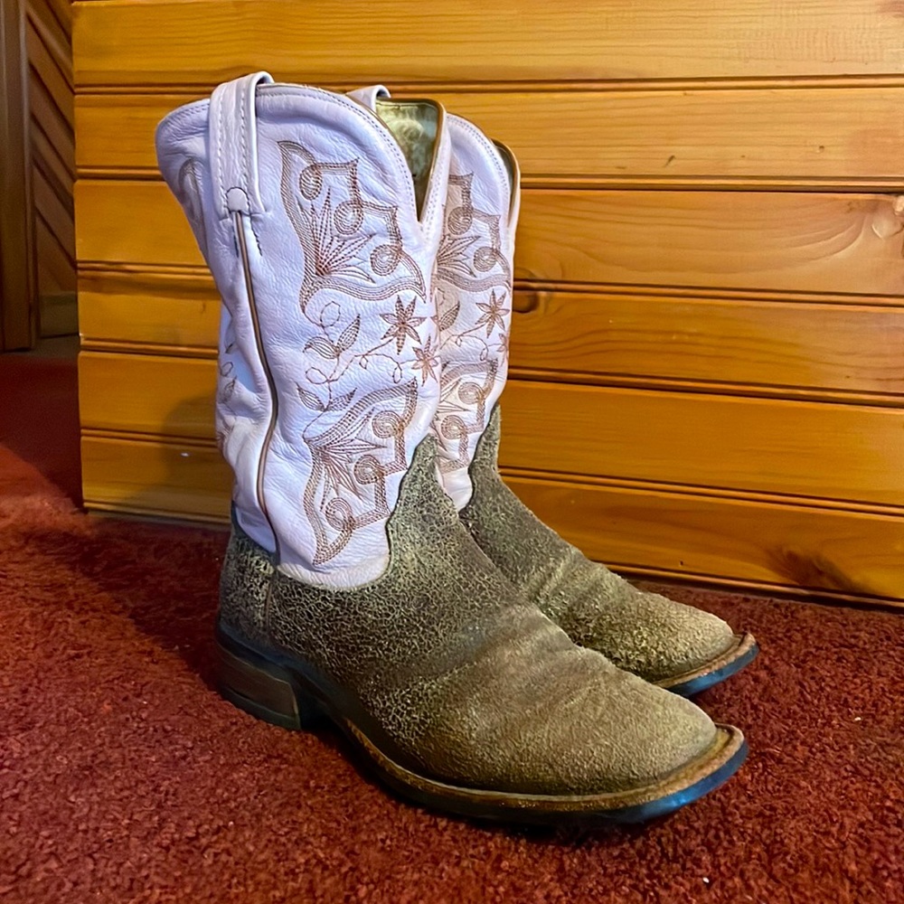 Tony Lama Women Size 7 Cowboy Boots
